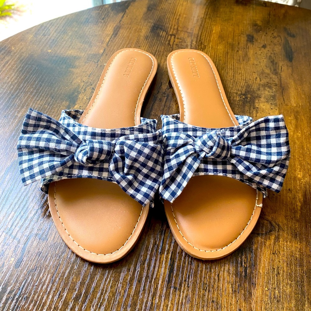 Old Navy Gingham Flat Flip Flops